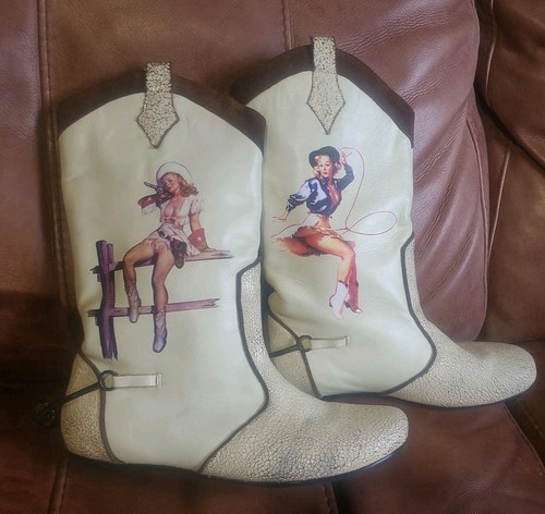 Irregular choice pin - choice, up