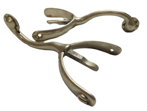 Swan neck spurs long - neck,